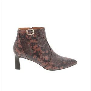 Joie Heeled Snakeskin Rawly Booties NIB Size 38.5 / 8.5